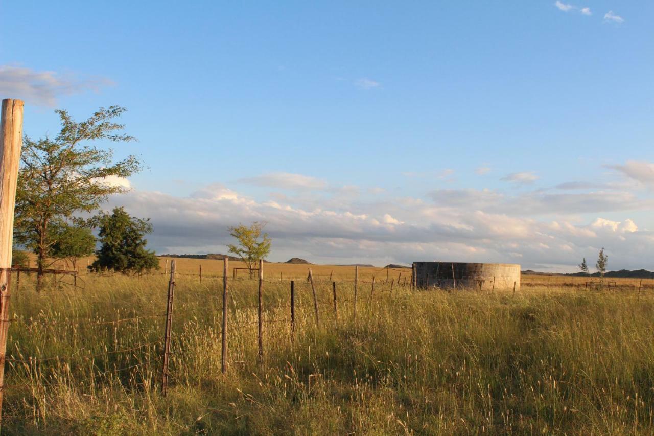 Отель Hillside Farm Trompsburg Экстерьер фото